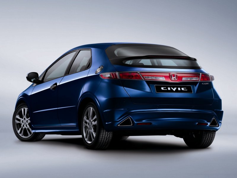 Купить фаркоп на Honda в Севастополе