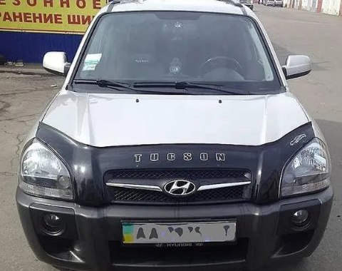 Дефлектор капота (мухобойка) HYUNDAI TUCSON с 2004-2009 г.в (Хюндай Туксон) Вип Тюнинг